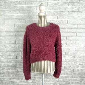 Love Tree Maroon Faux Fur Cropped Sweater Size Medium